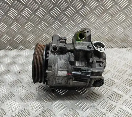 Land Rover Discovery 3 - LR3 Air conditioning (A/C) compressor (pump) 8X2319D629BA