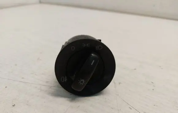 Volkswagen PASSAT B6 Light switch 1K0941431P 748500340002