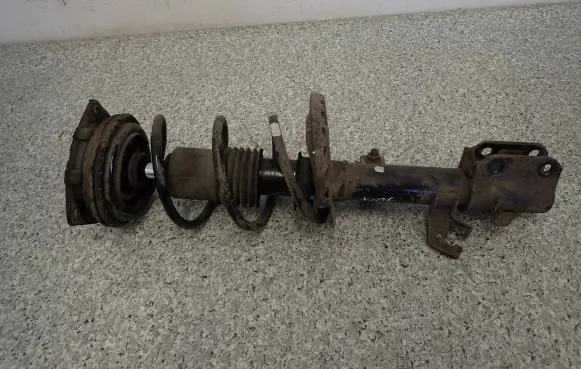 Front shock absorber with coil spring