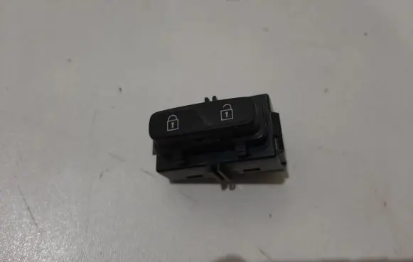 Volvo XC60 Central locking switch button 31272015 09W412
