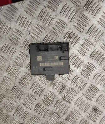 Audi A3 S3 8V Door control unit/module 8W1959595D