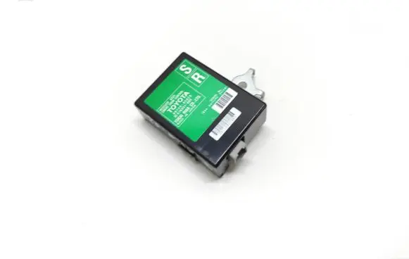 Toyota Avensis T270 Door control unit/module 8974005020 61B391000