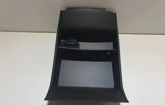 Ford Fusion II Glove box central console DS73F045P04 1332301