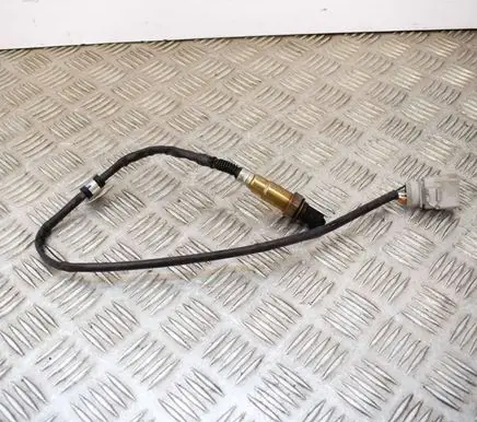 Audi A3 S3 8V Lambda probe sensor 8V0906262D 0258027110