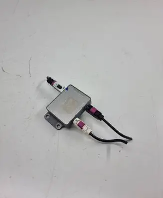 Mercedes-Benz A W176 Aerial antenna filter 