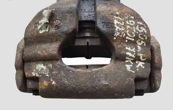 Volkswagen Transporter - Caravelle T5 Front brake caliper