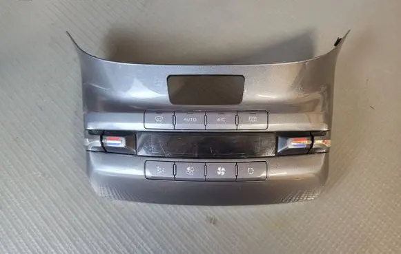 Peugeot 208 Climate control unit 96722471 96722471TX