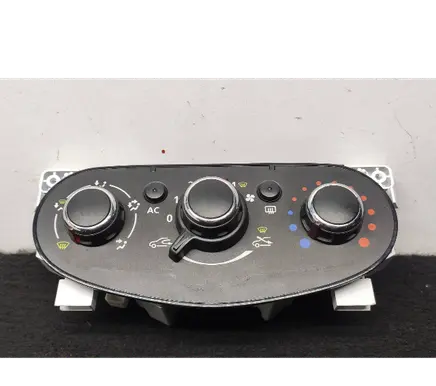 Dacia Duster Climate control/heater control trim A41124A12