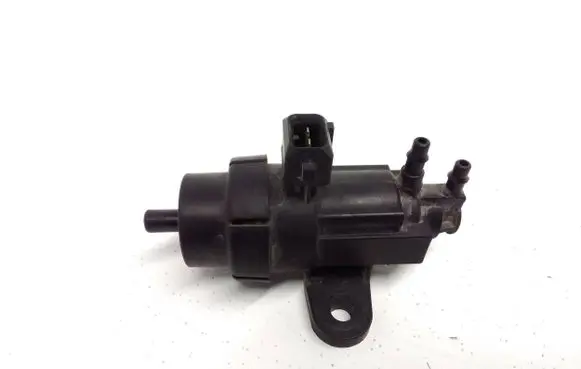 Ford Focus Turbo solenoid valve 98AB9E882