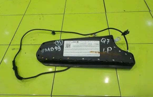 Audi Q7 4L Seat airbag 4L0880241