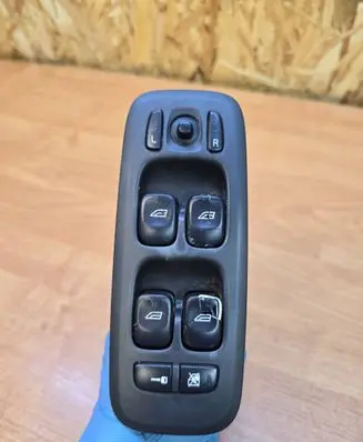 Volvo XC90 Electric window control switch 30732816