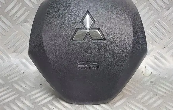 Mitsubishi Eclipse Cross Steering wheel airbag 7030A702XA