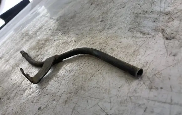 Mitsubishi Pajero Sport I Oil level dip stick 