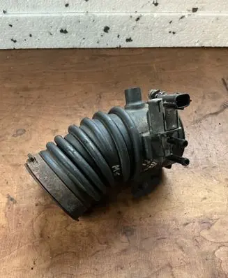 Intercooler hose/pipe
