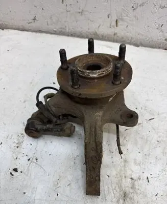 Hyundai Santa Fe Front wheel hub spindle knuckle