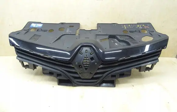 Renault Clio IV Front bumper upper radiator grill
