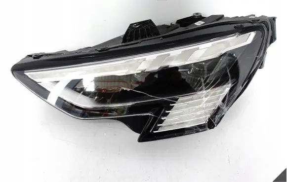 Audi A3 8Y Headlight/headlamp 8Y0941035