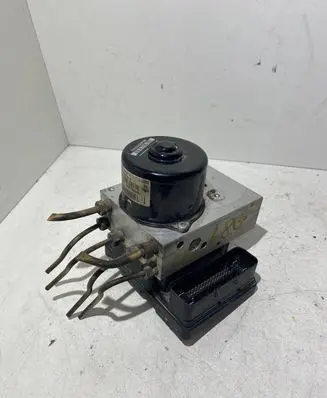 Volvo V70 ABS Pump P08619974 8619968 10092504023