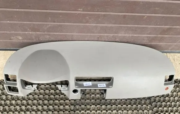 Volvo V50 Dashboard 8660105
