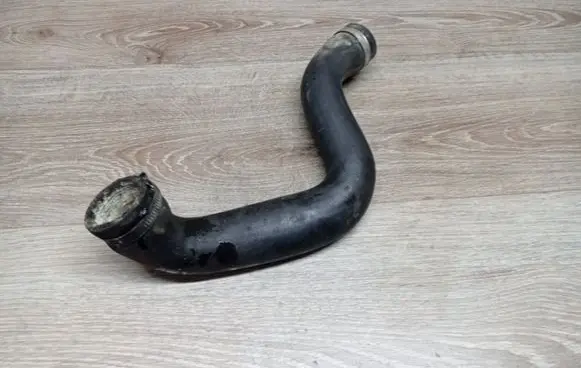 Volvo V70 Engine coolant pipe/hose 30723970