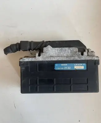 Mercedes-Benz E W124 ABS control unit/module 0055452132 0265101018
