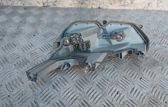 Audi TT TTS Mk2 Tail light bulb cover holder 508242R 508242