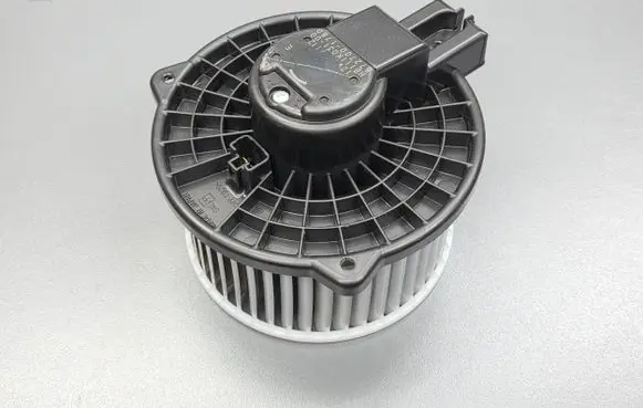 Mazda 3 III Heater fan/blower HB111K031 8727001780 HB111K03100