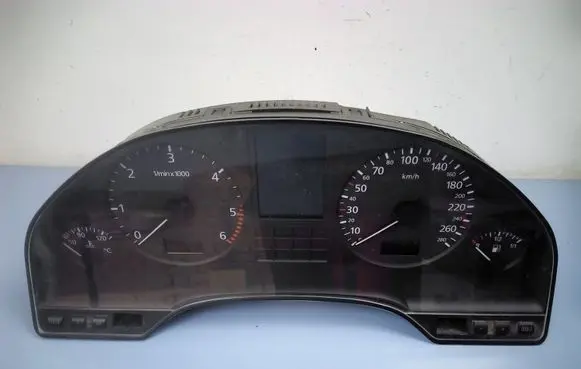 Audi A8 S8 D2 4D Speedometer (instrument cluster) 4D0919033AE 110008639033