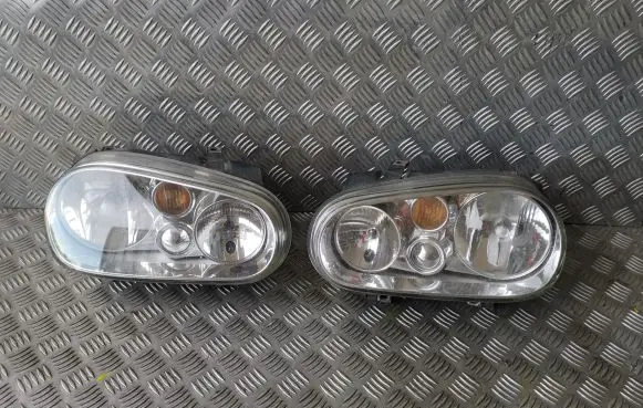 Volkswagen Golf IV Headlights/headlamps set 1J1941015B 1J1941016B