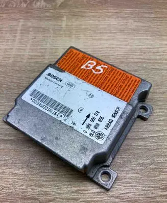 Volkswagen PASSAT B5 Airbag control unit/module 8L0959655 5WK2801