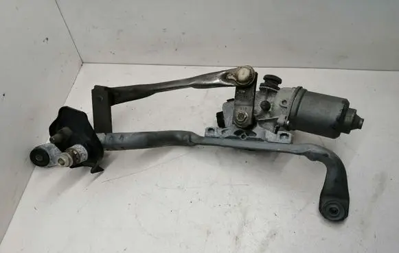 Toyota Yaris Front wiper linkage and motor 851100D190 1593004134