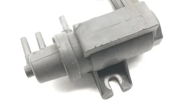 Mazda 6 Turbo solenoid valve SH0218741