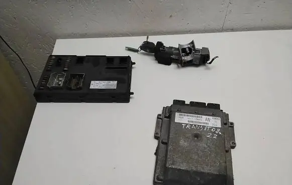 Ford Transit Engine ECU kit and lock set 6C1112A650 8C1T14073