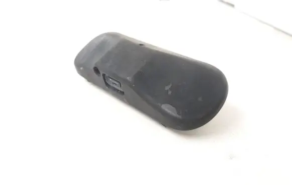 Windshield washer spray nozzle