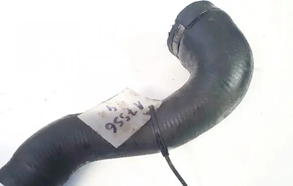Intercooler hose/pipe