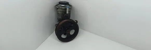 Toyota Avensis T250 Power steering pump 12180