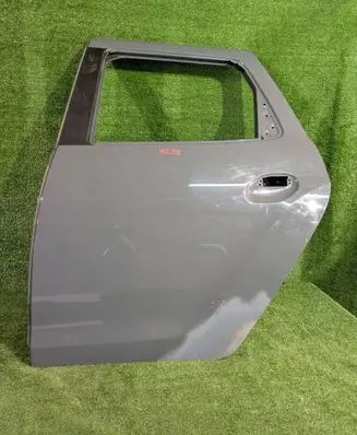 Dacia Duster II Rear door