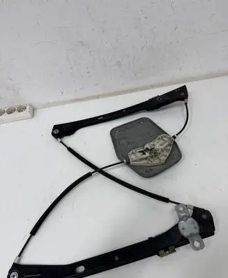Volkswagen Jetta V Front door window regulator with motor 1K5837401H 1K0959701K 998374201