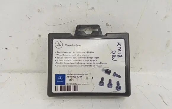 Nuts/bolts