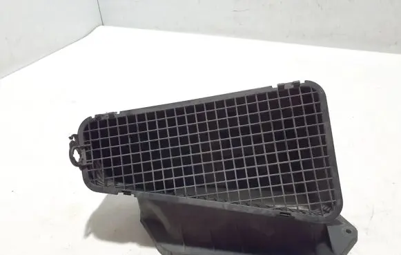 Audi Q5 SQ5 Air intake duct part 8K1819904