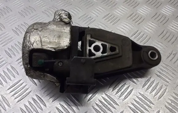 Citroen C5 Engine mount vacuum valve 
