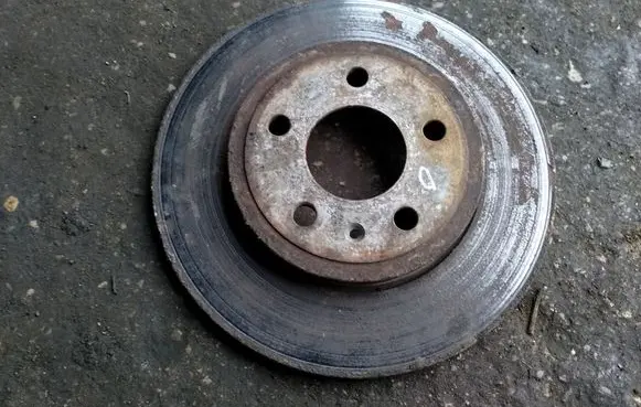 Audi A4 S4 B7 8E 8H Rear brake disc