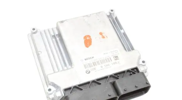 BMW 5 E60 E61 Engine control unit/module 0281016066 8506199