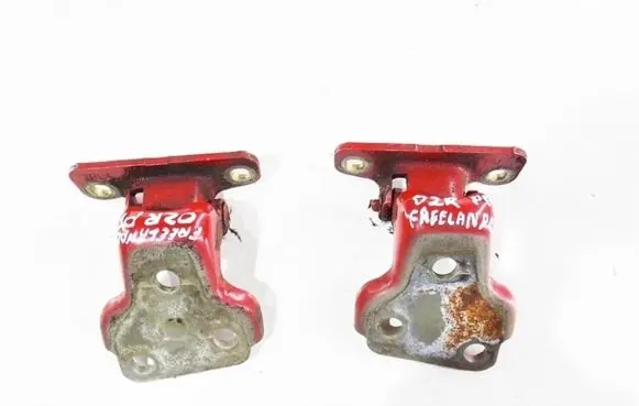 Land Rover Freelander Front door hinge set 