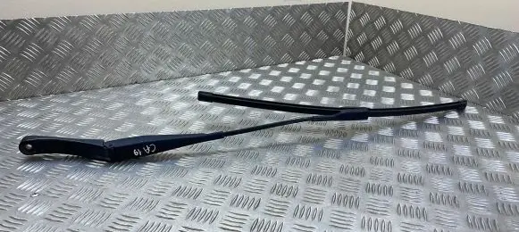 Audi Q5 SQ5 Front wiper blade arm 8R2955408B