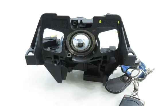 Opel Agila A Ignition lock 24418927 90589313 5WK4763