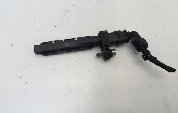 BMW 3 G20 G21 Crankshaft position sensor 7806782