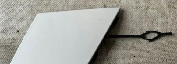 Opel Mokka B Front tow hook cap/cover 9835274980