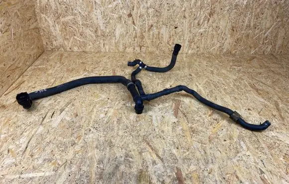 Volkswagen PASSAT B8 Engine coolant pipe/hose 5Q0121619D 5Q0122151BJ