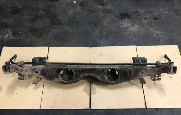 Mini One - Cooper Clubman R55 Rear subframe 121410